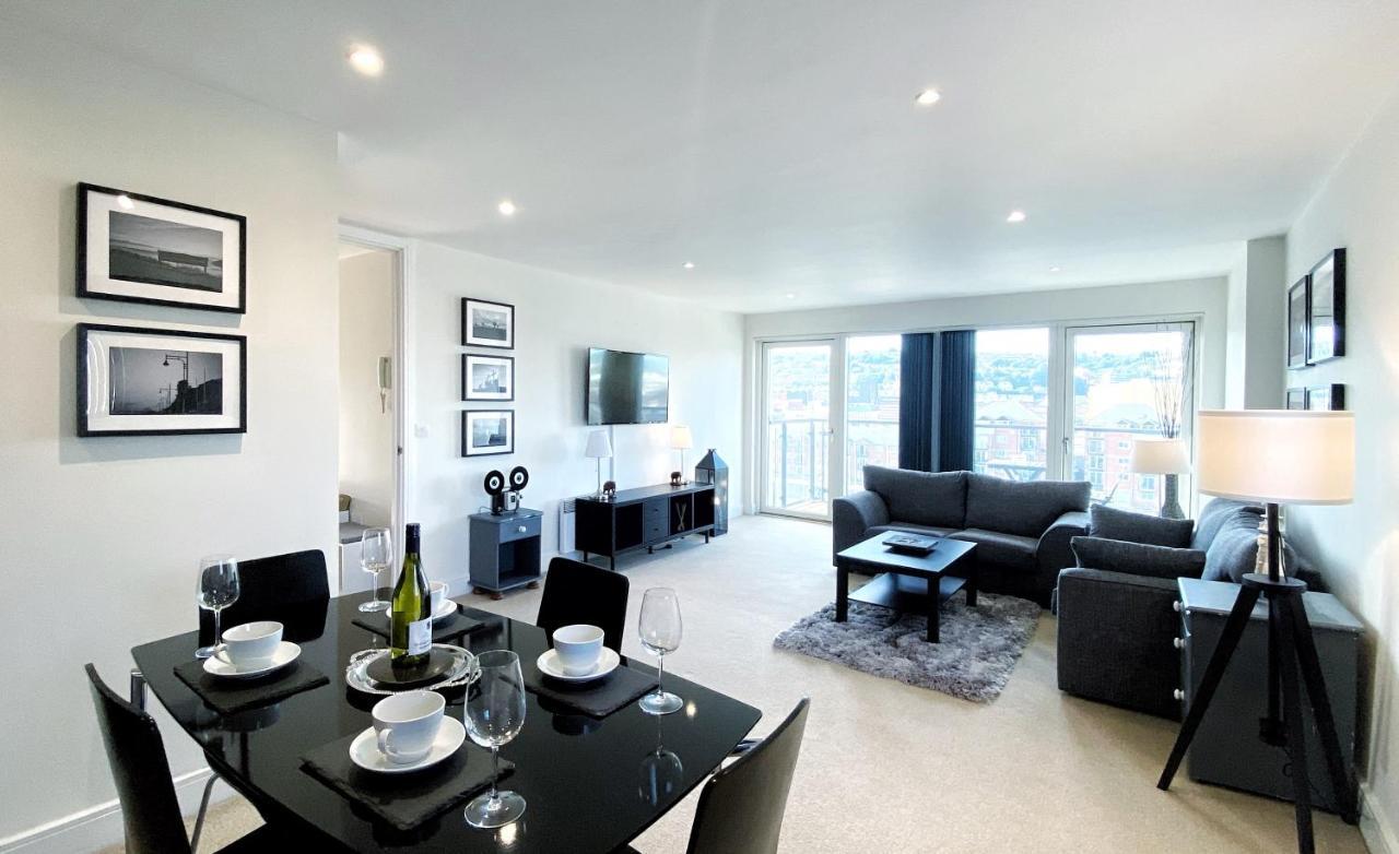 Artistic And Luxurious Apt With Sea View. Beach Side Swansea Extérieur photo
