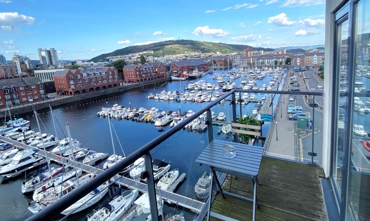 Artistic And Luxurious Apt With Sea View. Beach Side Swansea Extérieur photo
