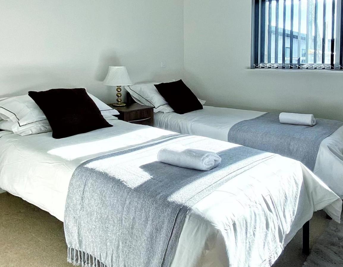 Artistic And Luxurious Apt With Sea View. Beach Side Swansea Extérieur photo